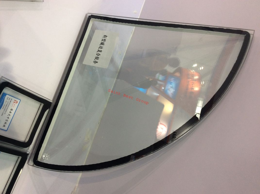 Warm-Edge Spacer in Triple Glazed Glass
